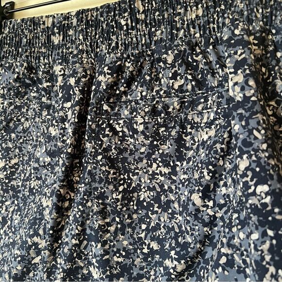 Athleta Navy Blue Patterned Athletic Skirt with Built in Shorts - Picture 8 of 10
